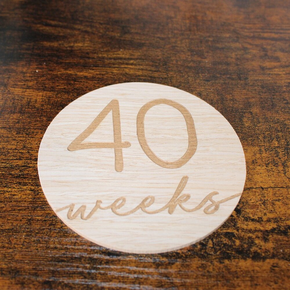 NWOT! Pregnancy/Maternity Wooden Weekly Growth Milestone Discs - Picture 15 of 15
